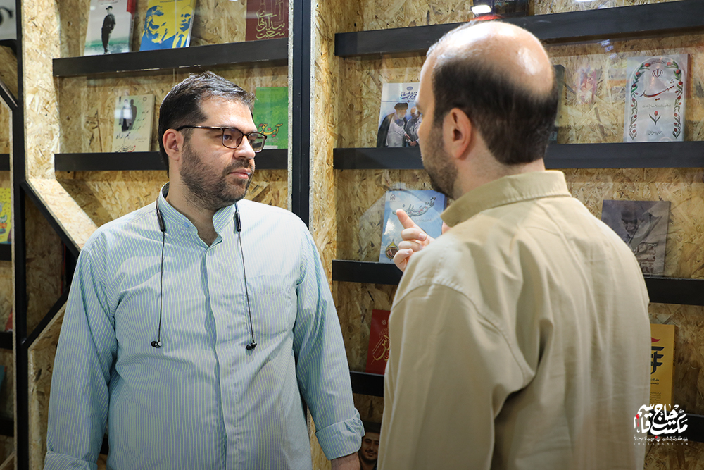 گزارش تصویری غرفه انتشارات مکتب حاج قاسم در دومین روز نمایشگاه کتاب تهران (1)