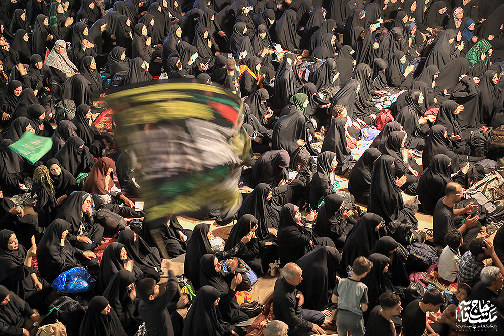 گزارش تصویری‌ | گرامیداشت یاد فرماندهان شهید جبهه مقاومت در موکب ۲۸۵ امام رضا(ع)