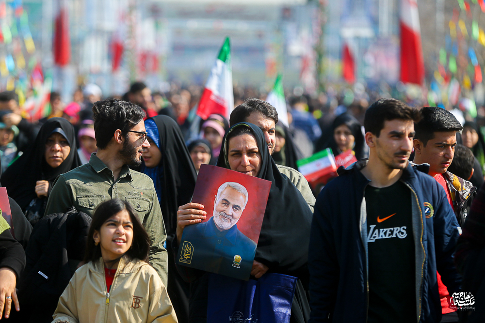 گزارش تصویری | راهپیمایی باشکوه مردم تهران در چهل‌و‌پنجمین سالگرد پیروزی انقلاب اسلامی