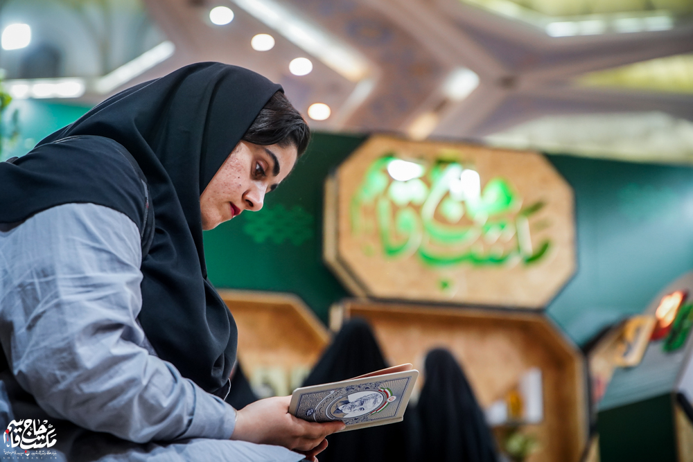 گزارش تصویری | غرفه مکتب حاج قاسم در دومین روز سیوششمین نمایشگاه کتاب تهران(1)