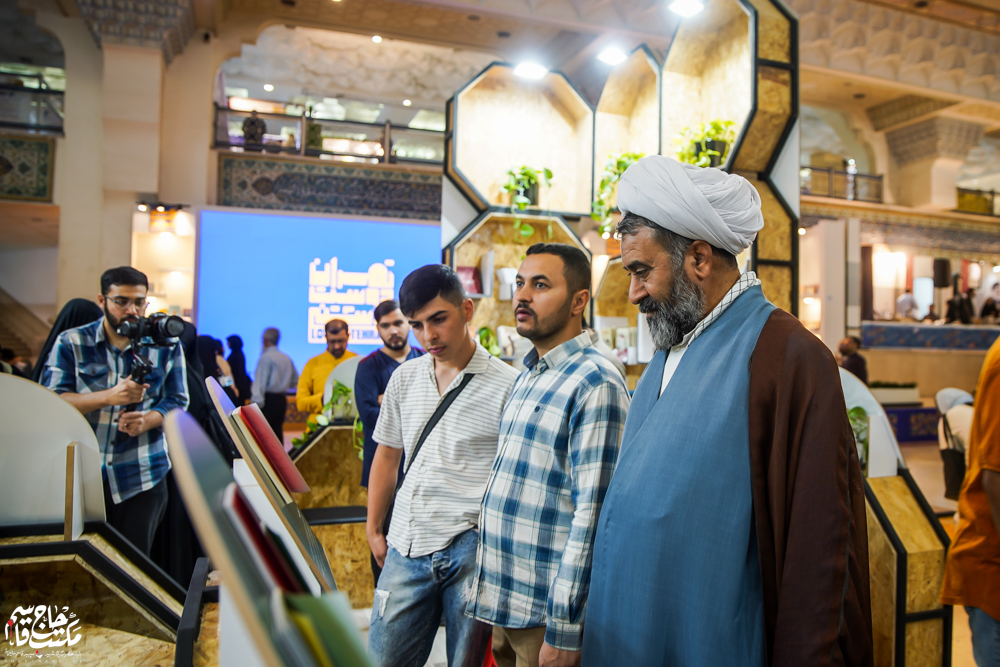 گزارش تصویری | غرفه مکتب حاج قاسم در سومین روز سیوششمین نمایشگاه کتاب تهران(1)