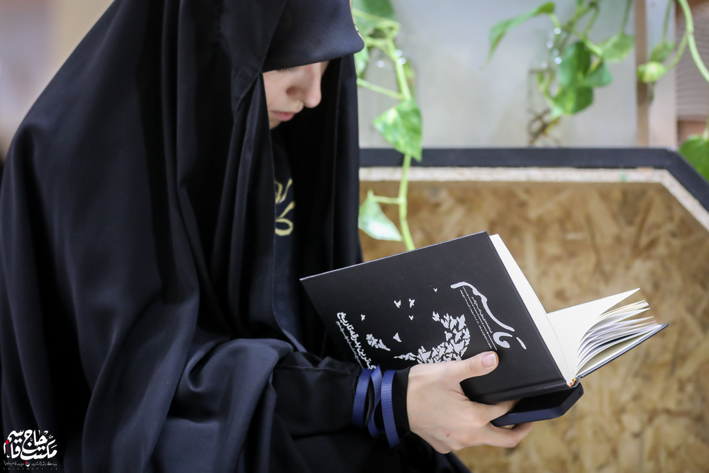 گزارش تصویری | غرفه مکتب حاج قاسم در ششمین روز سیوششمین نمایشگاه کتاب تهران(2)
