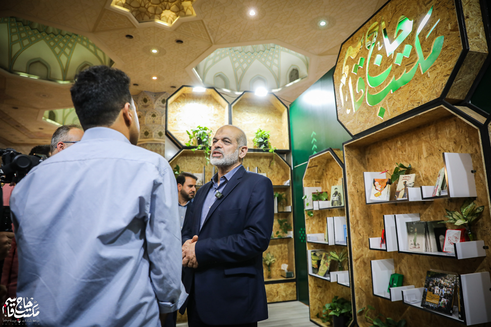 گزارش تصویری | غرفه مکتب حاج قاسم در هفتمین روز سیوششمین نمایشگاه کتاب تهران(2)