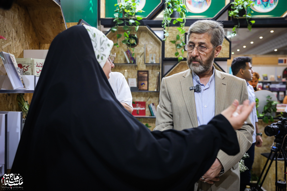 گزارش تصویری | غرفه مکتب حاج قاسم در هفتمین روز سیوششمین نمایشگاه کتاب تهران(2)