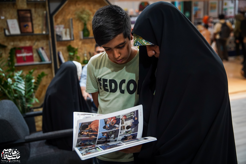 گزارش تصویری | غرفه مکتب حاج قاسم در هفتمین روز سیوششمین نمایشگاه کتاب تهران(1)