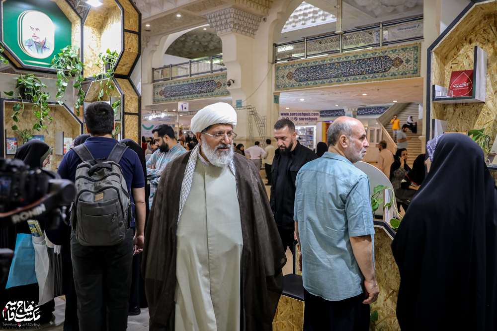 گزارش تصویری | غرفه مکتب حاج قاسم در پنجمین روز سیوششمین نمایشگاه کتاب تهران(2)