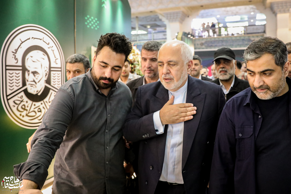 گزارش تصویری | غرفه مکتب حاج قاسم در پنجمین روز سیوششمین نمایشگاه کتاب تهران(2)