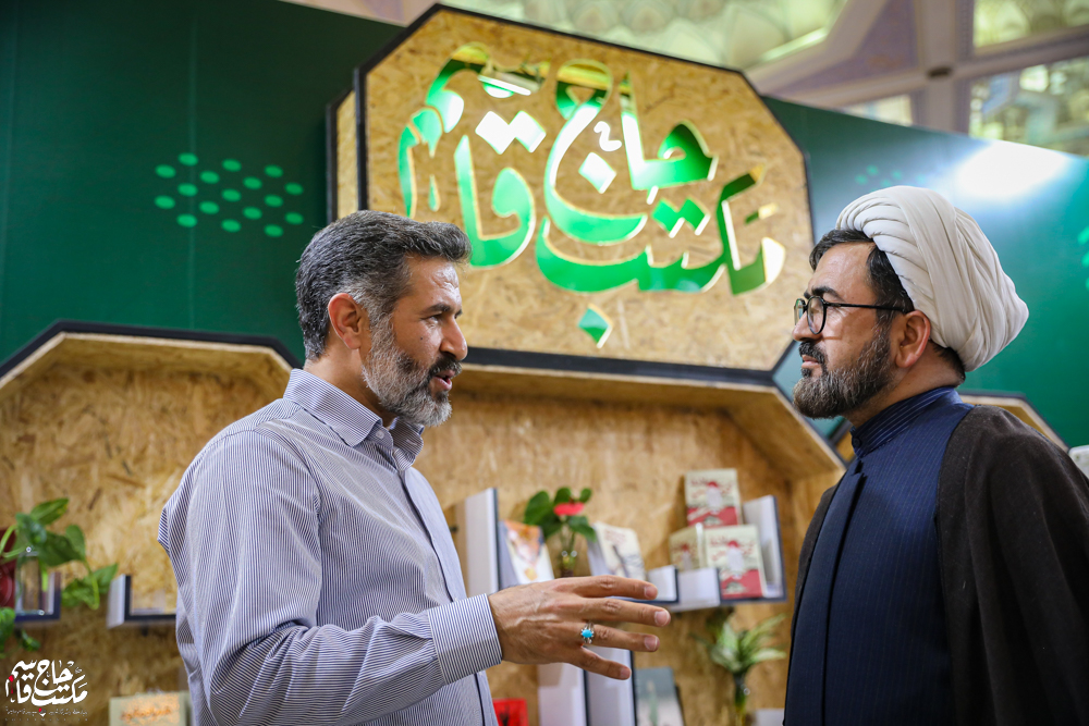 گزارش تصویری | غرفه مکتب حاج قاسم در چهارمین روز سیوششمین نمایشگاه کتاب تهران(2)