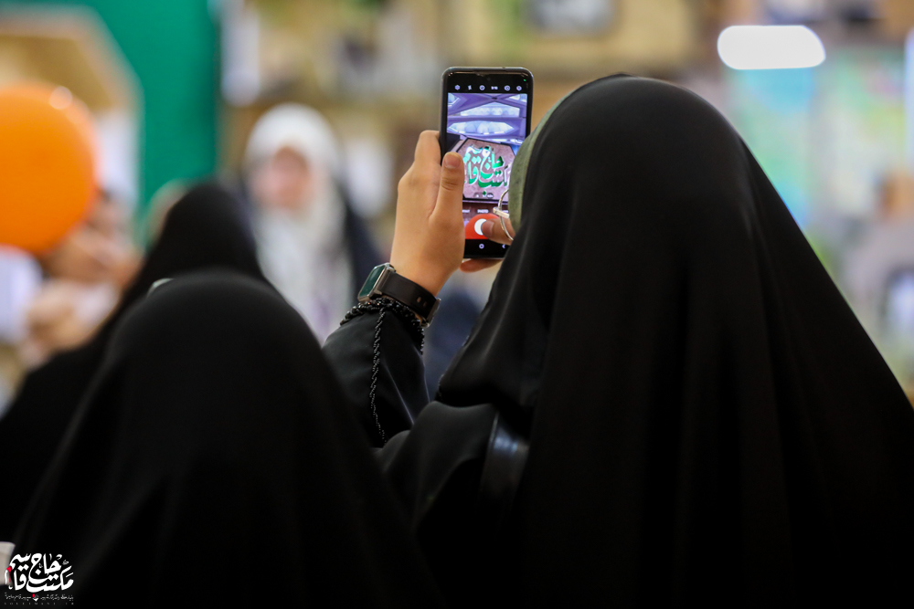 گزارش تصویری | غرفه مکتب حاج قاسم در هشتمین روز سیوششمین نمایشگاه کتاب تهران(2)