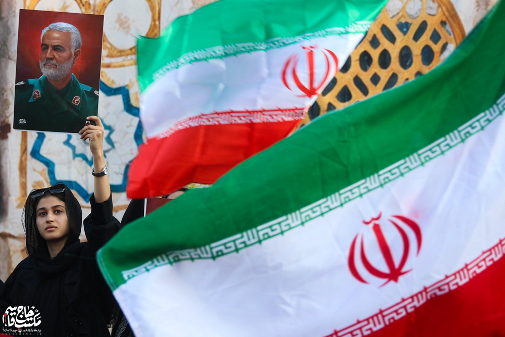 گزارش تصویری | راهپیمایی بزرگ عید غدیر با تصاویری از شهید حاج قاسم سلیمانی (2)