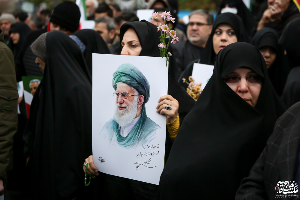 گزارش تصویری | تشییع پیکر شهدای مردمی و مدافعان امنیت