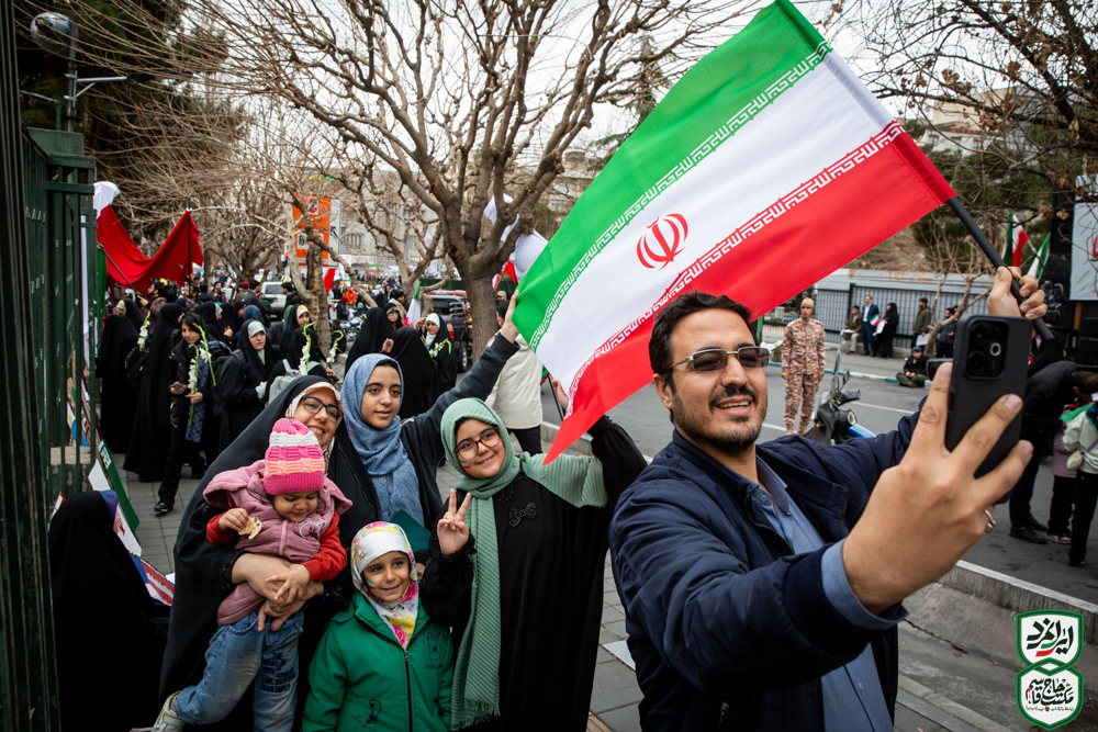 گزارش تصویری |  اجتماع مردمی «لشکر سلیمانی» در راهپیمایی ۲۲ بهمن