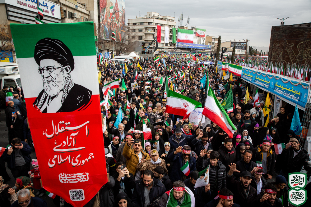 گزارش تصویری |  اجتماع مردمی «لشکر سلیمانی» در راهپیمایی ۲۲ بهمن